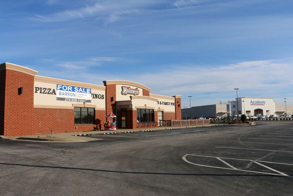 Fully Functional Stand Alone Restaurant - Prime Location: 3030 Highland Pointe Dr, Owensboro, KY 42303